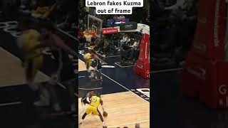 Lakers vs Wizards: Lebron FAKES Kuzma out of frame #nba #highlights #shorts