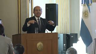 "El crimen organizado se está apoderando de las calles y ciudades de LATAM" - Felipe Calderón