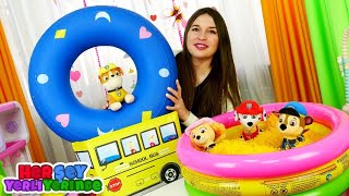 Çocuklar için yemek oyunu. Oyuncak Robocar Poli ve Paw Patrol Oyuncakları ile bebek videoları