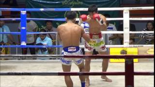 Muay Thai fight: Madsing Rawai vs. Penpayak Kokchangai, June 27, 2015