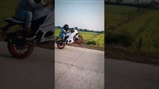 R15 v4 wheelie | wheelie on R15 v4 |