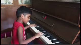 Pianista Indiano com 12 anos chama atenção da Web!