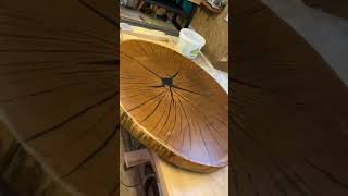 Журнальный стол из огромного спила дуба #woodworker_artem