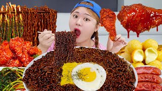 ASMR MUKBANG 양념 치킨 짜파게티 소세지 레시피 & 먹방 BLACK BEAN NOODLES AND FRIED CHICKEN EATING SOUND | HIU 하이유