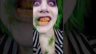 Say my name! 💚😜 Isn't this gross? haha #makeup #beetlejuice #cosplay