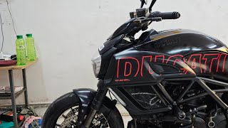 Ducati Diavel for Tyre Replacement