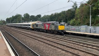 ROG class 37, 37884 at Hitchin with class 465 / 466 storage move - 12/10/23