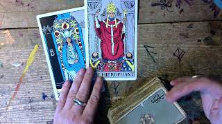 How to do a psychic Tarot reading