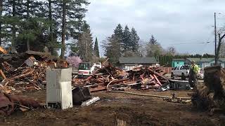 House destroyed and squatters are gone with it