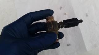 Non replaceable worn body on downstream injector