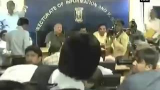 Delhi  Shoe hurled at Arvind Kejriwal during press conference