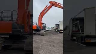 Loading Scania in to lorry