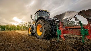 JCB Fastrac 8330 - Winter ploughing Wilfred Scruton Ltd Demonstrator