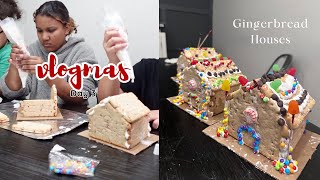 Vlogmas Day 3!! *Gingerbread House, Reading*