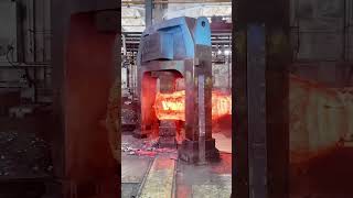 Super powerful forging process, block into cylinder.#forging