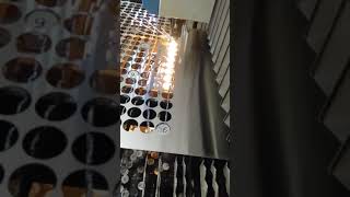 FIBER LASER CUTTING VIDEO SS SHEET (STEELNES STEEL) WITH AIR (ATMOSFIER)