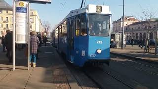 ZET Tramway TMK 201 departing from Glavni Kolodvor station/ ZET TMK 201 odlazi sa Glavnog kolodvora