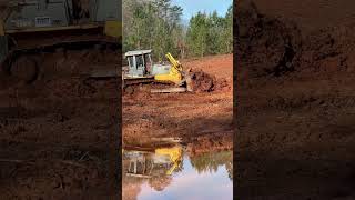 New man's first time in the dozer #dozer #komatsu #earthmoving #mud #dirtlife #construction #shorts