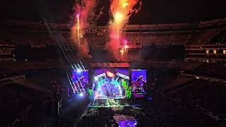 @PinkVideoVault So What - P!nk finale flying around MetLife Stadium NJ 10/3/2024