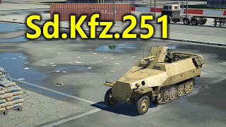 War Thunder - God Mode! Only Way To Play The New Toy Sd.Kfz.251/10 (Chinese Commentary)