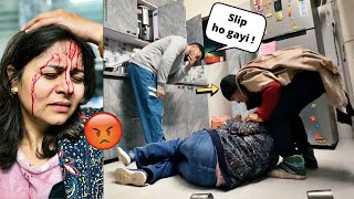 FIGHTING Prank on MOM Gone Wrong !!