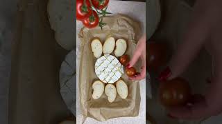 Incredibly delicious! Camembert with croutons and garlic!