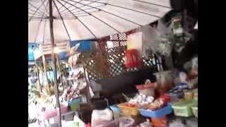 Jom Phet Market (Talat Jom Phet) in Chiang Mai