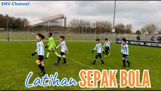 Sepak Bola Anak-anak Di Pedesaan Belanda | Latihan Sepak Bola