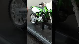 Kawasaki CR250R diecast replica short video 2