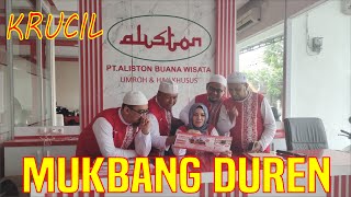 KRUCIL ALISTON MAKAN DURIAN WONOSALAM