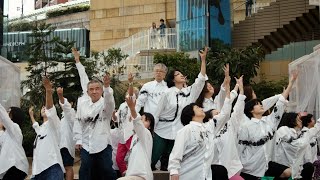 森美術館・六本木ヒルズ まちと美術館のプログラム「紡舞プロジェクト～身体を使って想いを伝える」｜Mori Art Museum Community Engagement Program