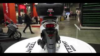 2014 Peugeot Tweet Scooter Walkaround