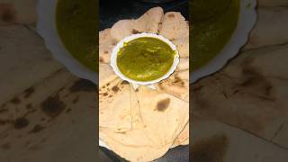 yummy palak curry with roti 🤩😋 #cooking #food #vlogger #top  #foodie #shorts #youtubeshorts