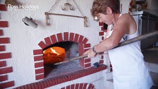 Het gerecht kreatopita in Patrikata, Kefalonia | Griekenland