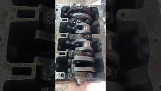 Как кто-то в гараже двигатель капиталил🤦 #automobile #diy #car #engine #mechanic #truck