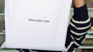 Freja Handbag Unboxing + What Fits Inside