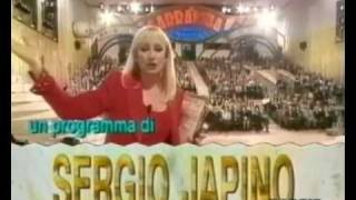 Raffaella Carrà - Sigla Carramba Che Sorpresa 1996 (II Edizione)