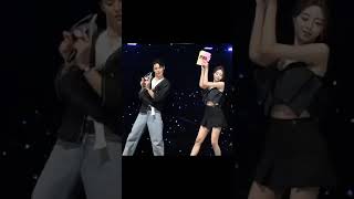 yuna and Juyeon dancing pocket locket together #itzy #yuna #theboyz #juyeon