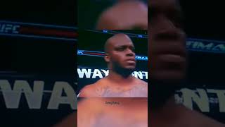 Bruce Buffer was suppose to read the Record as 9-2, 1NC😂 Derrick Lewis's reaction was hilarious #Ufc