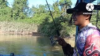 mancing di sungai hilangin galau