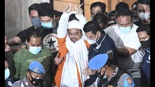 SIDANG PERDANA HRS RICUH KUASA HUKUM RIZIEQ SHIHAB TUNJUK DAN TERIAKI JAKSA HINGGA HAKIM