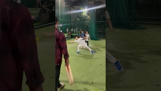 Catch Miss Kar Diya #shorts #ytshorts #youtubeshorts #cricket #academy #ytshort #viral #viralshorts