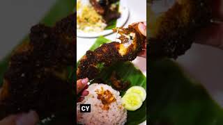 ayam penyet bumbu hitam dimakan pake nasi hangat makannya harus pakai tangan #shorts