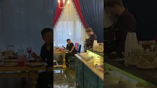 Performance in the restaurant in China