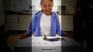 Распаковка массажера для ног RecoveryAir PRO Therabody - ЛУЧШИЙ ПОДАРОК БАБУШКЕ #влог