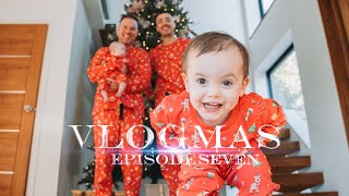 CHRISTMAS BAKING WITH THE FAMILY | VLOGMAS DAY 7