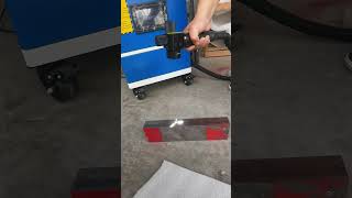 Pulse fiber laser cleaning machine video