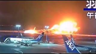 Planes Crash - 2 Jan 2024 - Airbus A350 JA13XJ collision vs DHC-8 JA722A, Tokyo Haneda Airport.