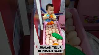 TIMBANG TELUR DI TIMBANGAN BERAT BADAN BAYI #shorts #shortsfund #shortsvideo