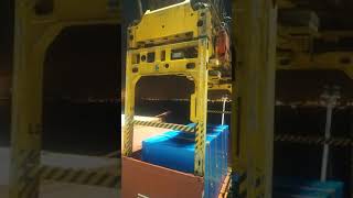 OOG Container loading on ship